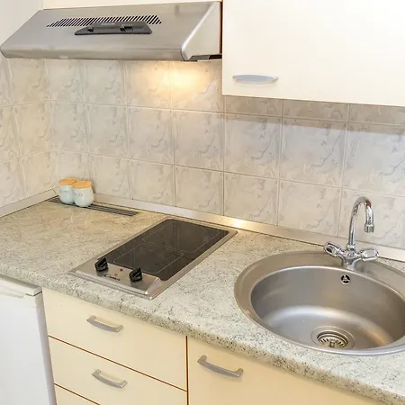 Apartments In City Center Ventus Novalja Exterior foto