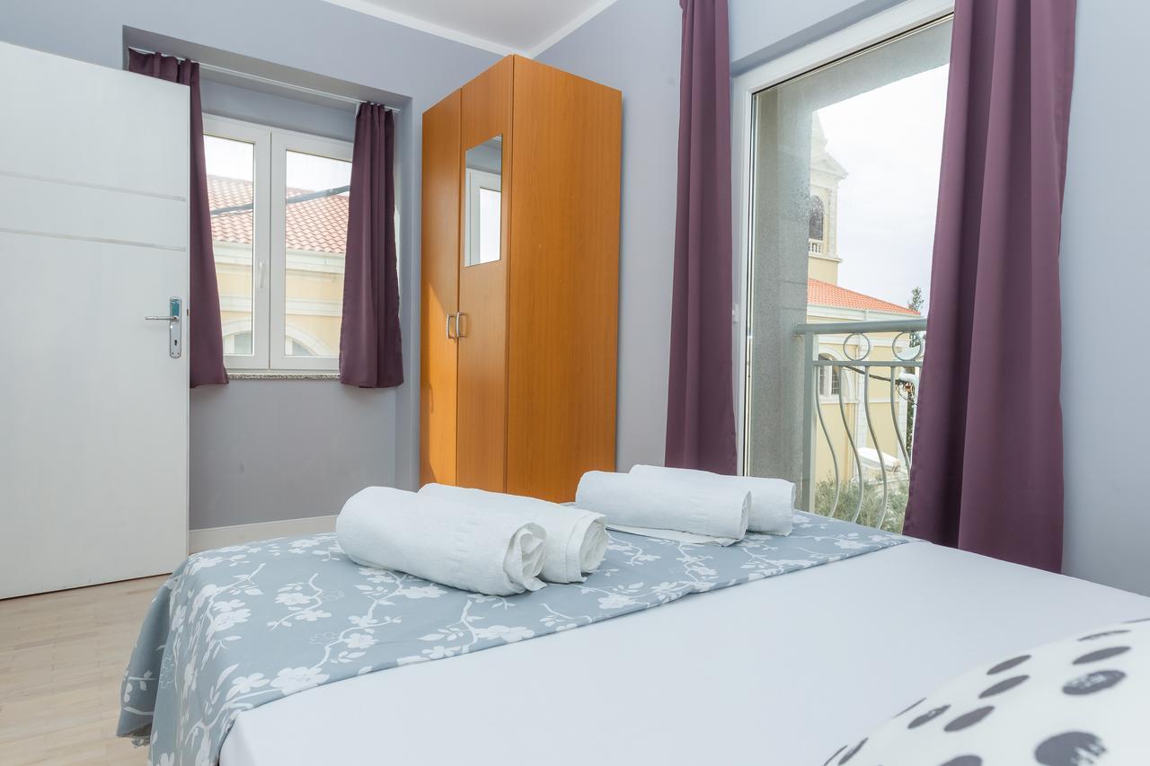 Apartment In Center Ventus *